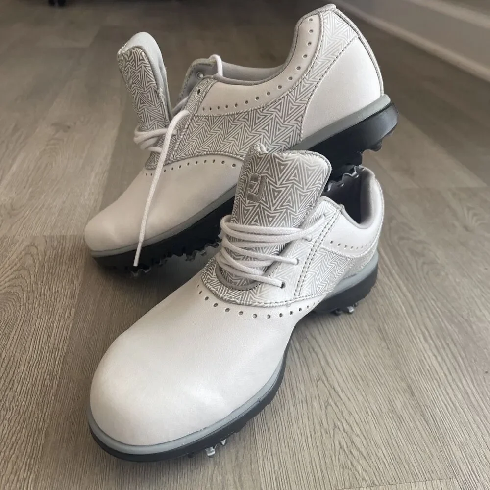 FootJoy Women’s Golf Shoes Sz 5M eMerge Pillowsof Insole SoftSpike Cleats NOS